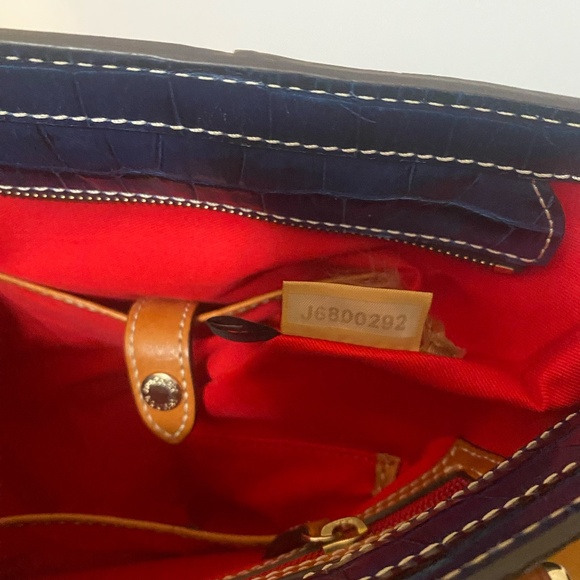 Dooney & Bourke Set - Picture 3 of 3